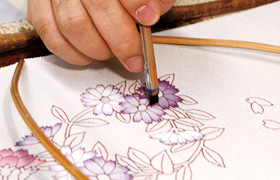 Kaga Yuzen silk dyeing Kaga Yuzen silk dyeing